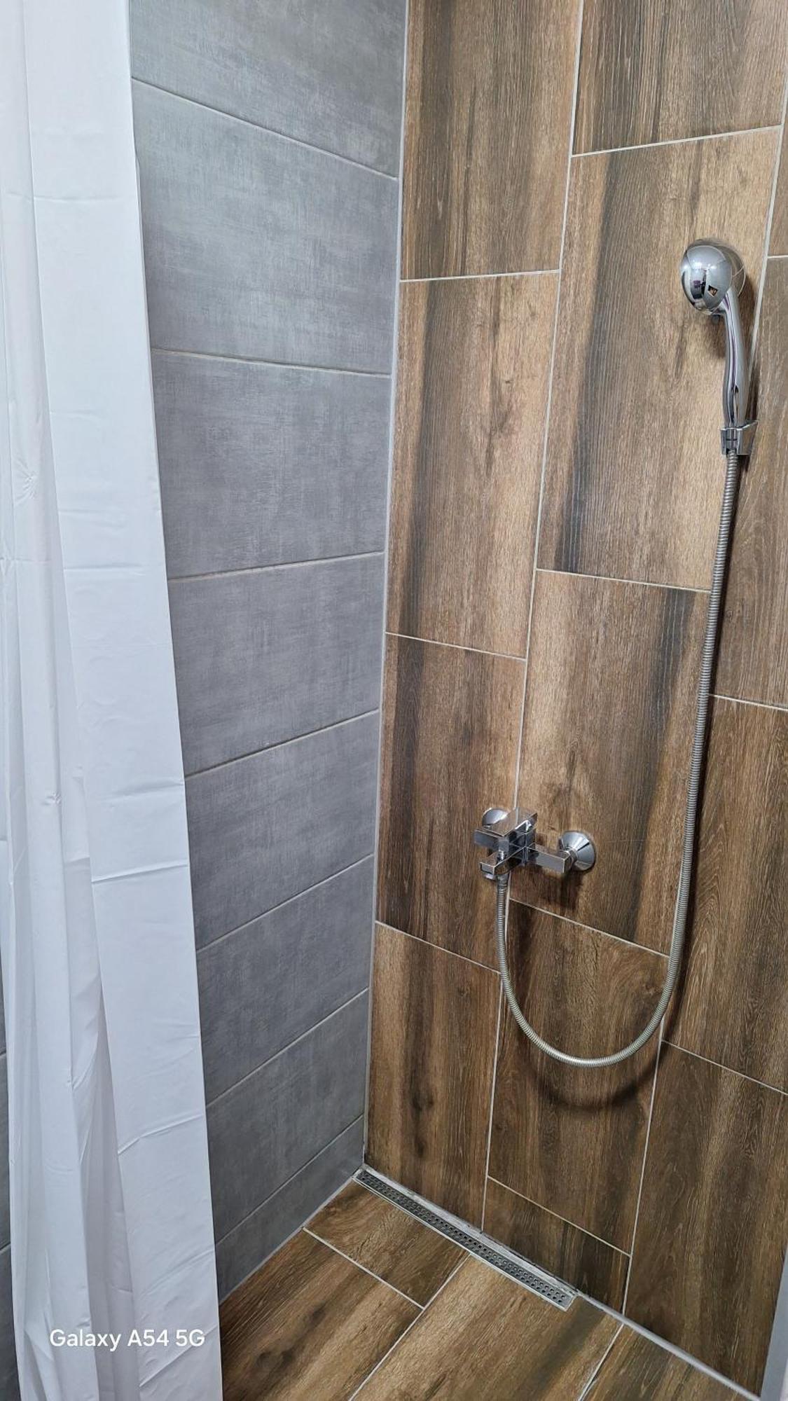 Stan Na Dan Dunja 2 Apartman Versec Kültér fotó
