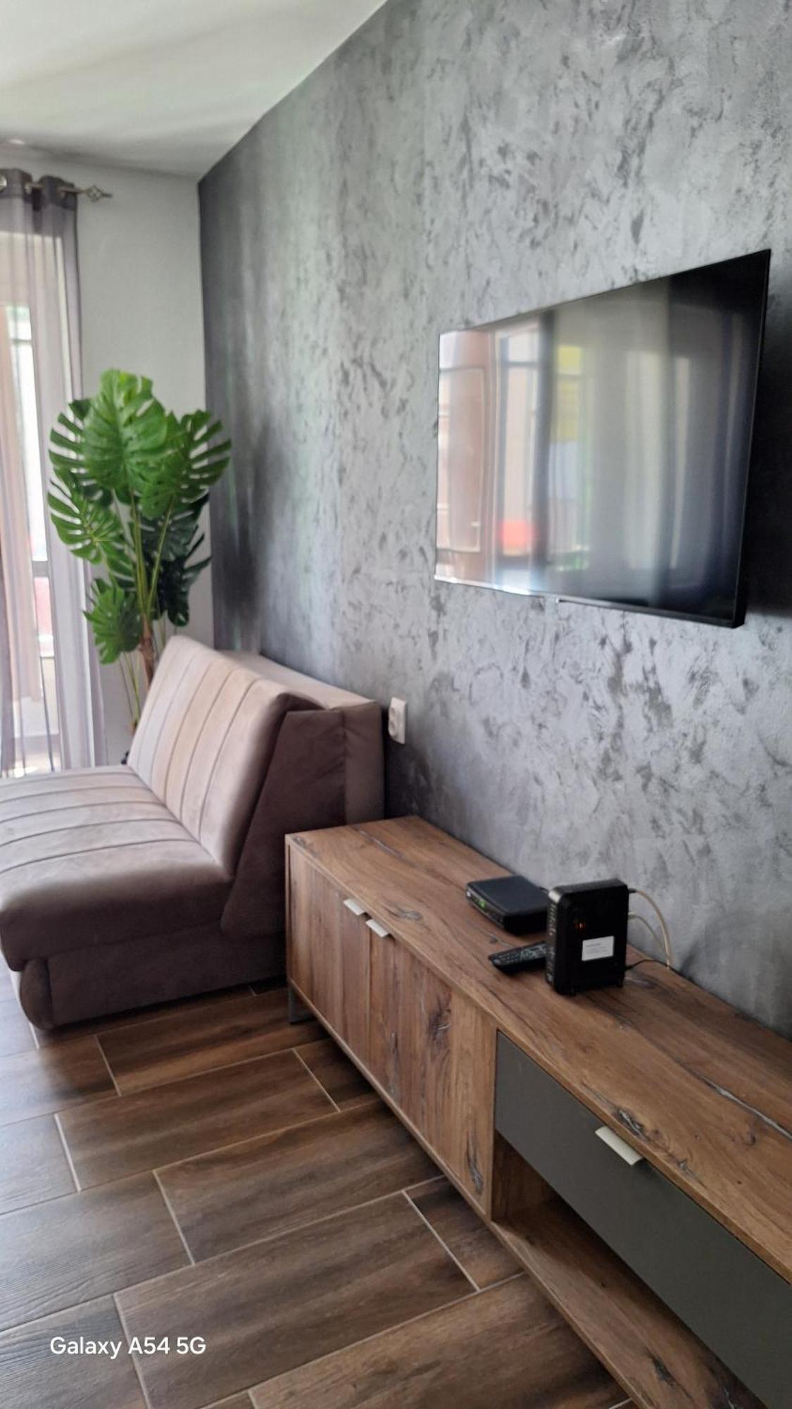 Stan Na Dan Dunja 2 Apartman Versec Kültér fotó